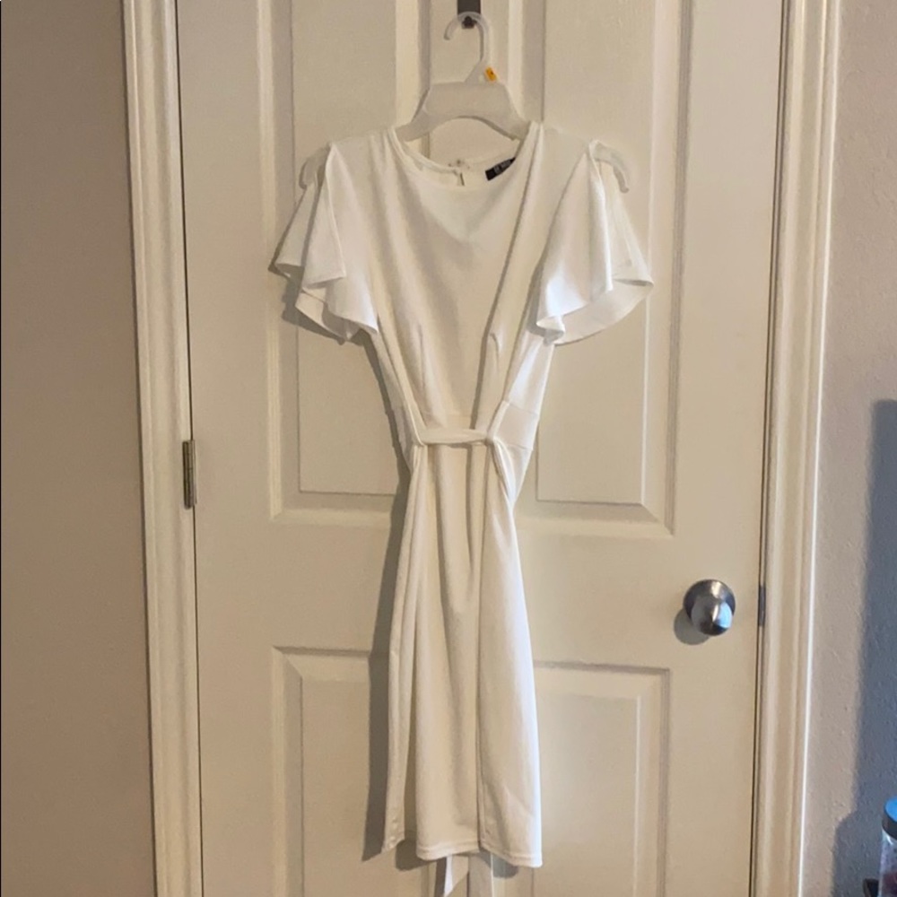White open sleeve wear to work dress